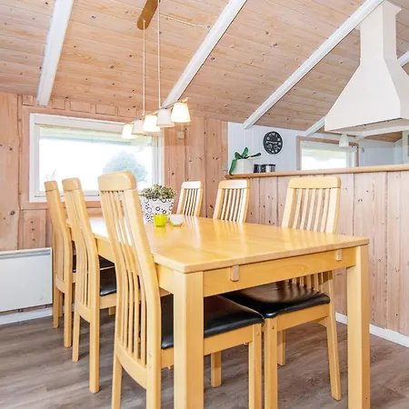 Casa vacanze 6 Person In Romo *